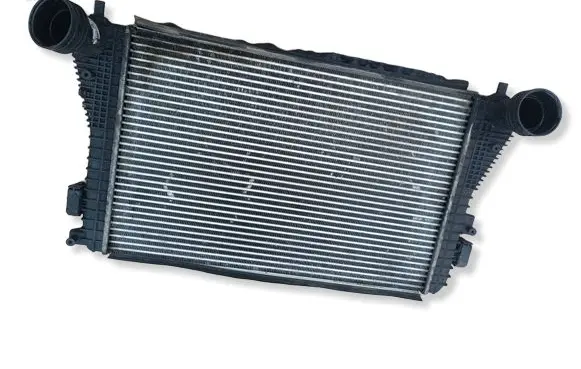 Volkswagen PASSAT B6 Intercooler radiator 1K0145803