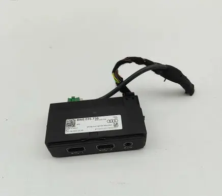 Audi Q5 SQ5 FY AUX in-socket connector 8W0035736