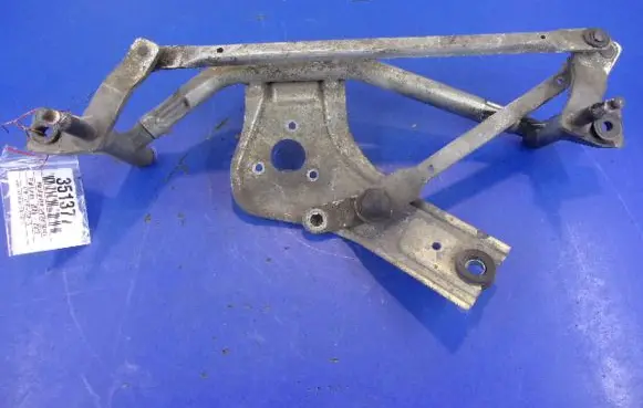 Fiat Linea Front wiper linkage and motor