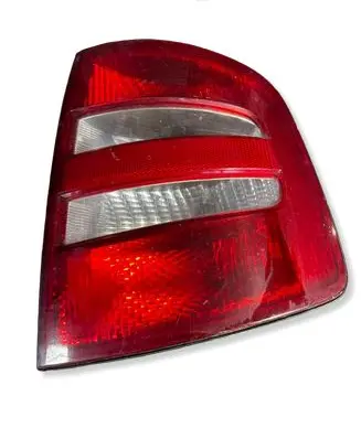 Skoda Fabia Mk1 (6Y) Rear/tail lights 6Y9945095 6Y9945112