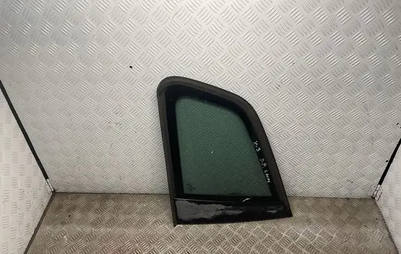 BMW X3 E83 Rear side window