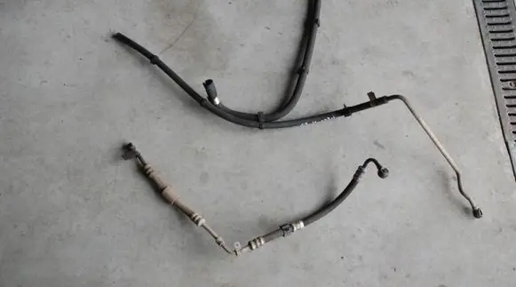 Iveco Daily 6th gen Power steering hose/pipe/line 130KM 35S13