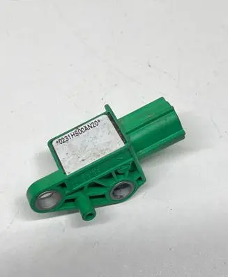 Volkswagen Golf V Airbag deployment crash/impact sensor 1K0909606 5WK43273