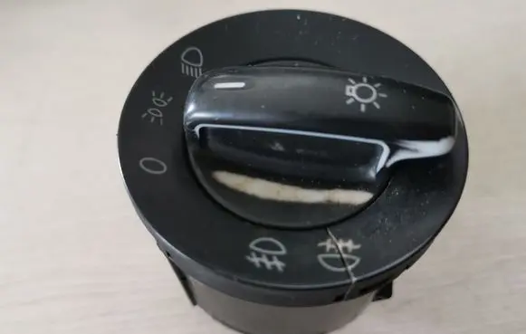 Volkswagen Caddy Light switch 1T0941431AA