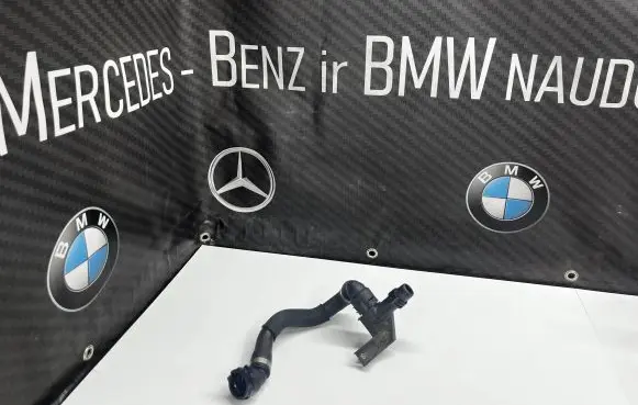 BMW X5 F15 Engine coolant pipe/hose 6985116