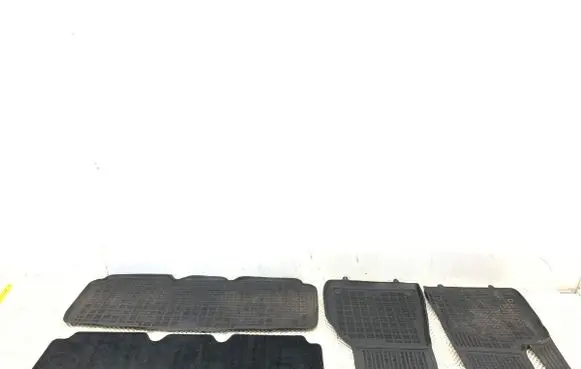 Tesla Model S Interior carpet