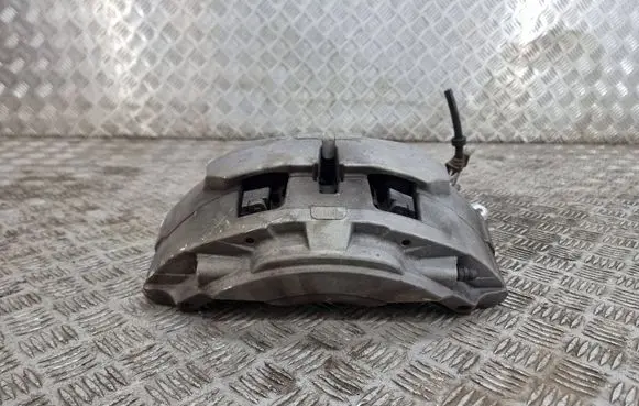Land Rover Discovery 5 Front brake caliper 