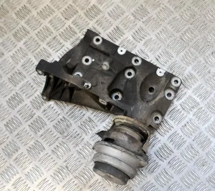 Porsche Cayenne (9PA) Engine mount bracket 948102215948375049