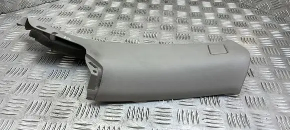 Volvo V70 (C) pillar trim