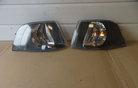 Volvo V40 Front fender indicator light 
