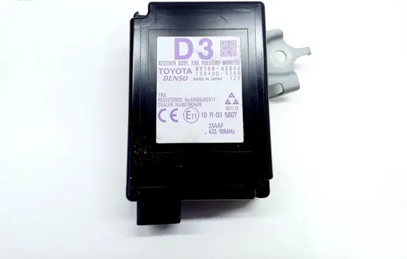 Toyota RAV 4 (XA40) Other devices 8976042042