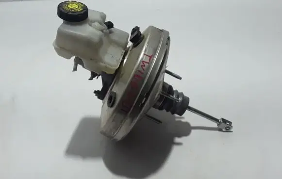 Renault Twingo III Brake booster 472102018R