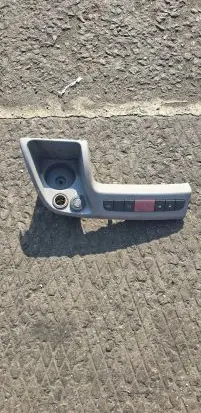 Peugeot Boxer Hazard light switch 7354213590 30280111 DATE310706