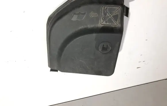 Peugeot 307 CC Fuse box cover 9653315180