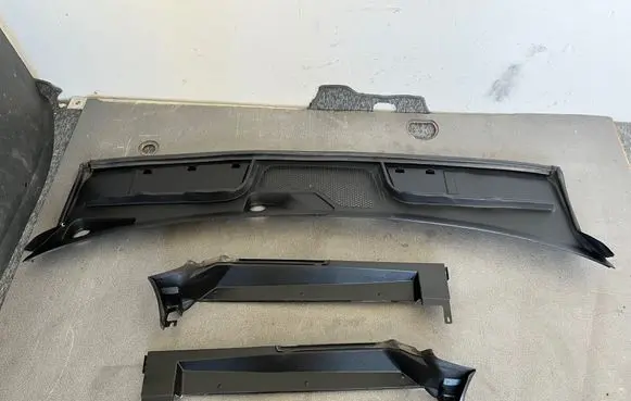 Audi Q5 SQ5 FY Wiper trim 80B819403 80A821169A 80A821170