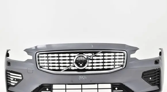 Volvo V60 Front bumper 31690589