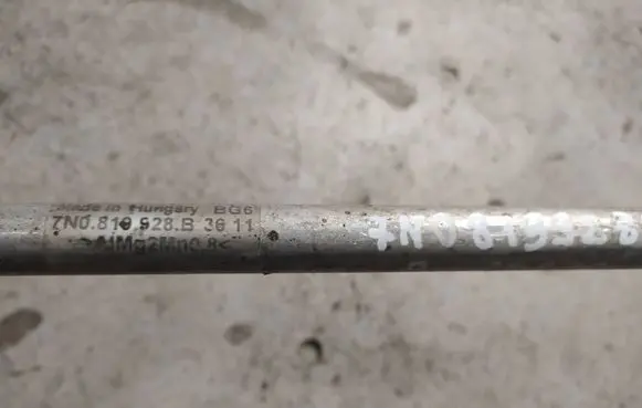 Seat Alhambra (Mk2) Engine coolant pipe/hose 7N0819928B
