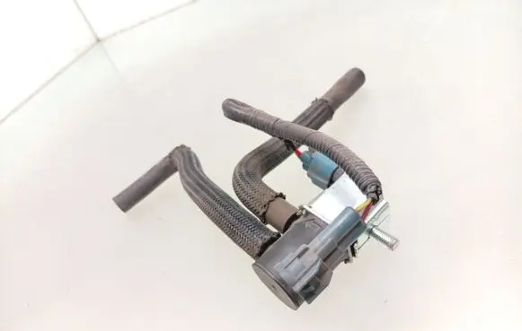 Toyota GT 86 Turbo solenoid valve K5T48580