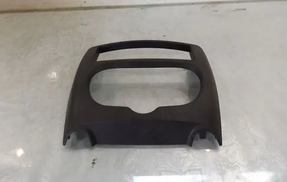Peugeot 206+ Radio/GPS head unit trim 