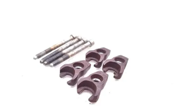 Peugeot 4007 Fuel Injector clamp holder 