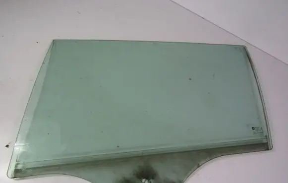 Opel Vectra C Rear door window glass 