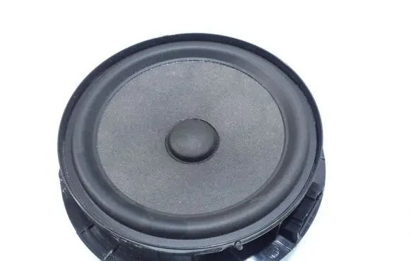 Skoda Fabia Mk3 (NJ) Front door speaker