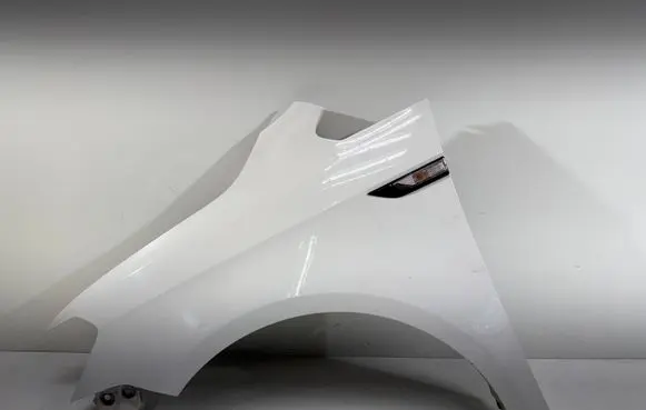 Volkswagen Caddy Fender