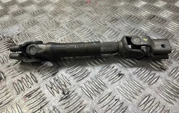 Opel Meriva B Steering column universal joint C019302
