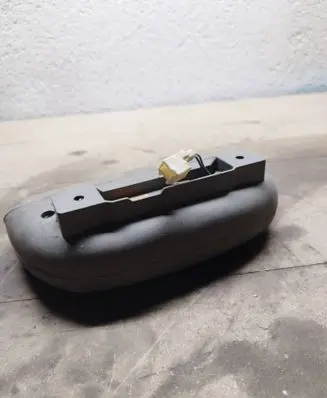 Hyundai Santa Fe Third/center stoplight 92750260