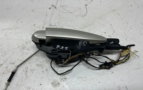 BMW X3 F25 Front door exterior handle 14389710 7331740