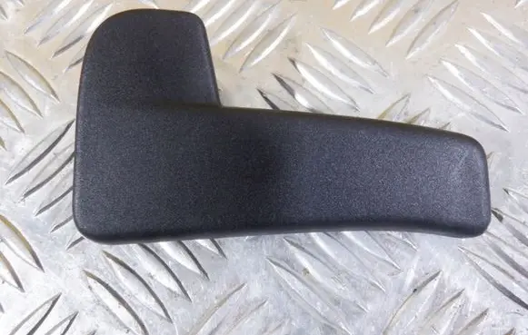 Volkswagen Jetta VI Engine bonnet (hood) release handle 5C1823533