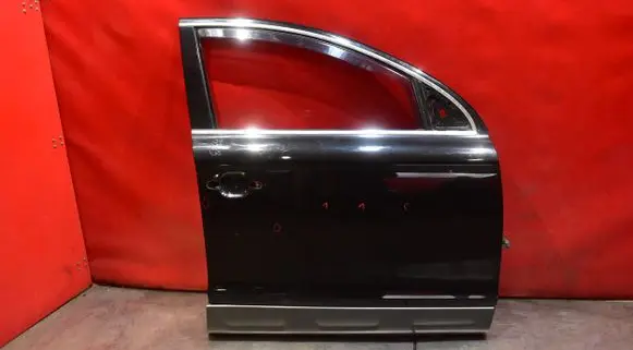 Audi Q7 4L Front door
