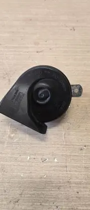 Mercedes-Benz GLE W167 Horn signal A0005424900