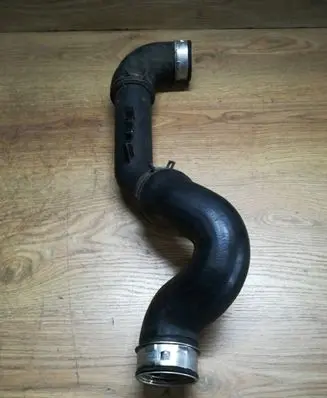 Volkswagen Jetta V Intercooler hose/pipe 3C0145762J 11235311 3C0145770B