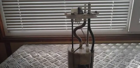 Fuel level sensor