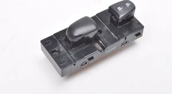 Nissan Qashqai Quarter vent window switch 15402S0