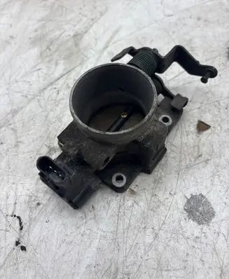 Ford Mondeo Mk III Throttle valve F4SF9B989