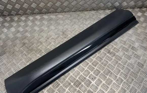 Land Rover Evoque I Front door trim (molding) BJ3221064BJ C8C9E0416