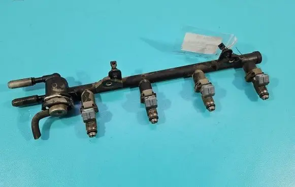 Ford Fiesta Fuel injector IWP119 IMPRK1564188