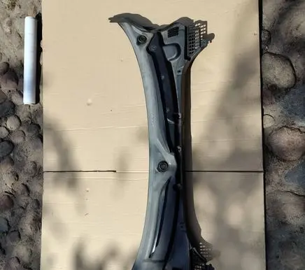 Mini One - Cooper F56 F55 Wiper trim 7301013 74850615