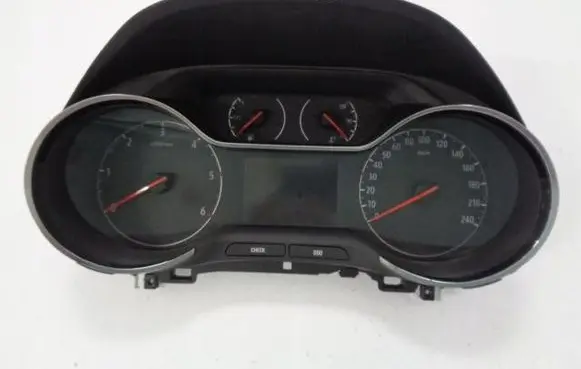 Opel Crossland X Speedometer (instrument cluster) 9826136080