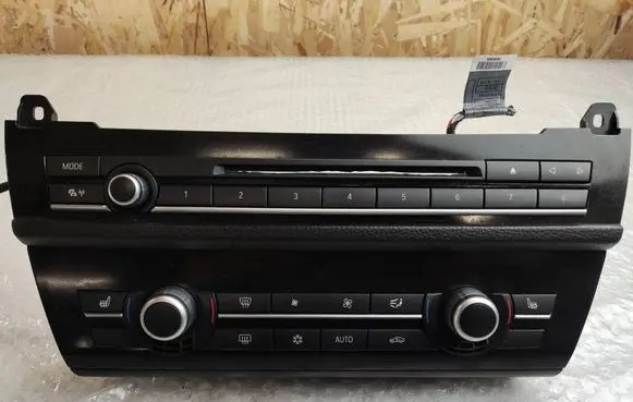 BMW 5 F10 F11 Climate control unit 9241243 924124301 62122921