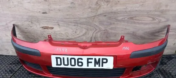 Volkswagen Golf V Front bumper