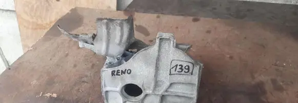 Renault Trafic II (X83) Engine mount bracket 8200798760