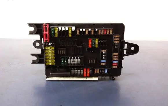 BMW 1 F20 F21 Fuse box set 926111102