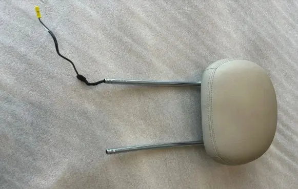 Mercedes-Benz CLK A209 C209 Front seat headrest 2099704850 A2099704850