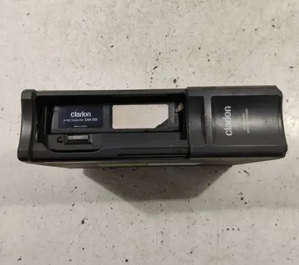 Peugeot 607 CD/DVD changer 9636561780