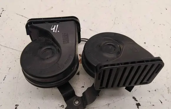 Ford Focus Horn signal E30055306
