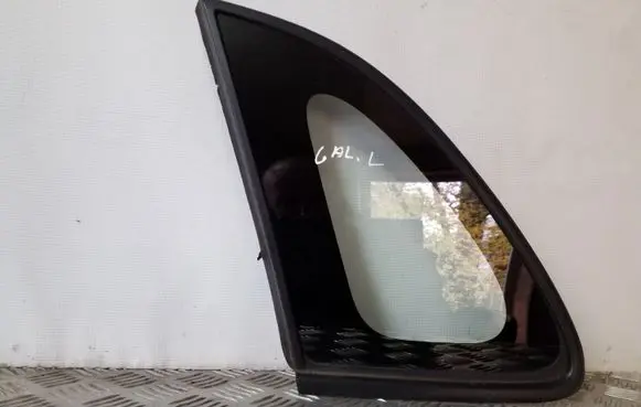 Mitsubishi ASX Rear side window