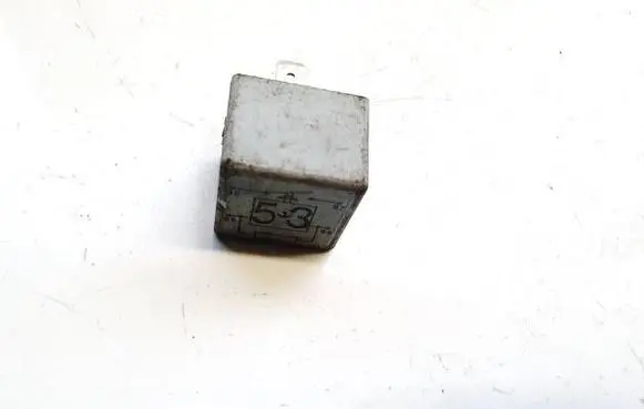 Volkswagen Polo IV 9N3 Other relay 141951253B 20240072